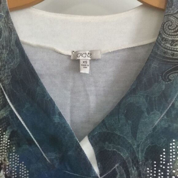 🎉1 day sale 🎉Cache Top🎀 - Picture 2 of 6